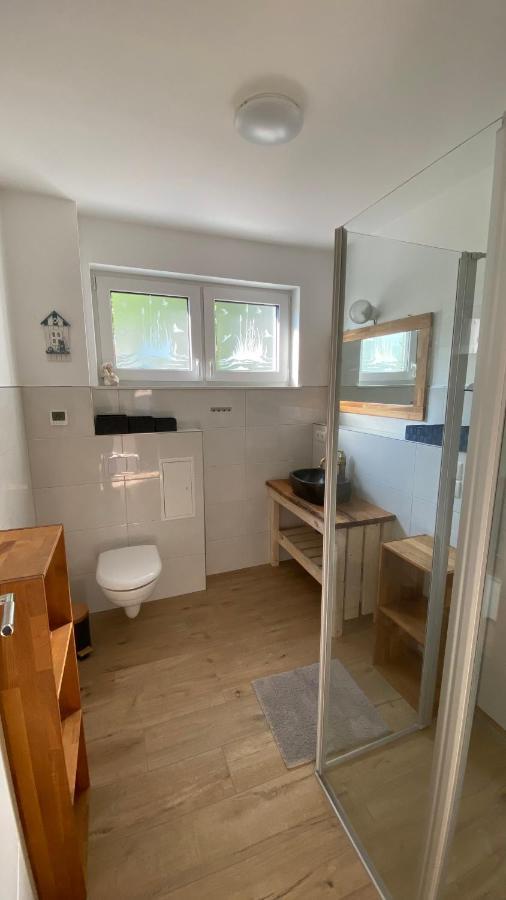 Kloenhuesing Appartement Altefähr Buitenkant foto