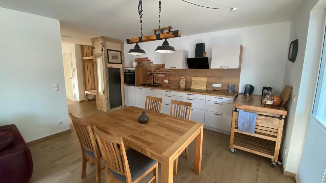 Kloenhuesing Appartement Altefähr Buitenkant foto